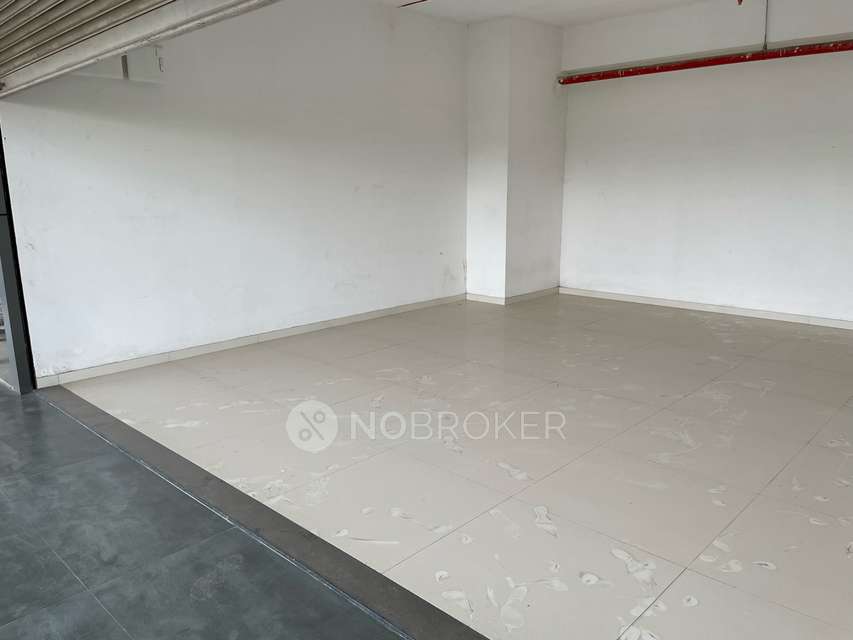 Shop in 41 City Hub, Pune for Rent 