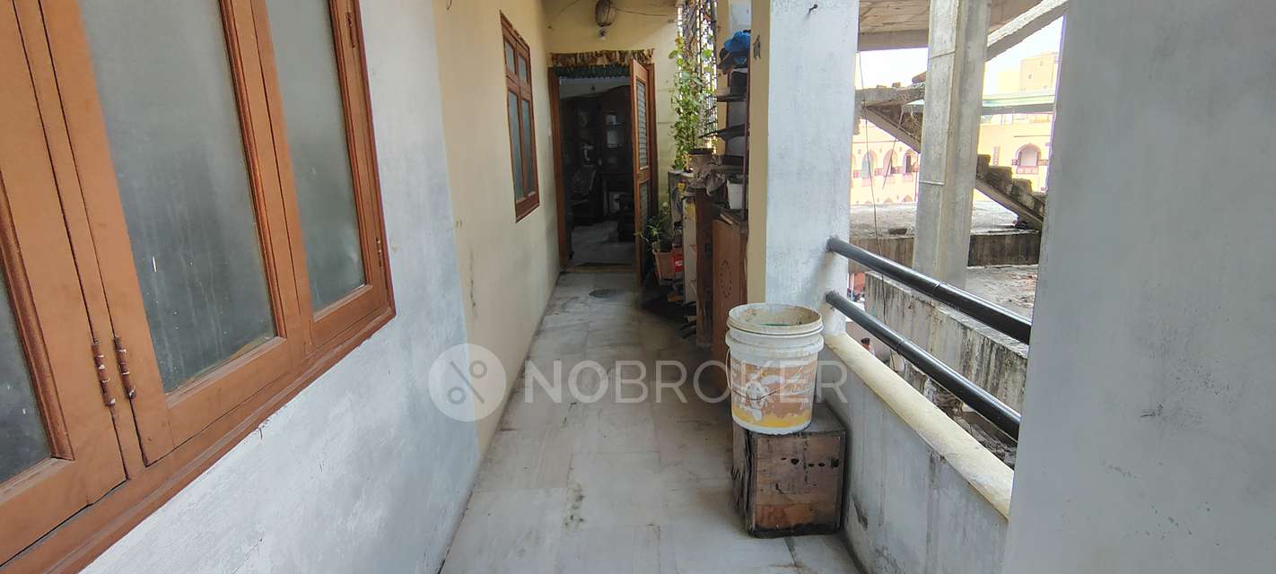 2 BHK Flat In Svr Urnula Apartment  For Sale  In Shivaji Nagar 