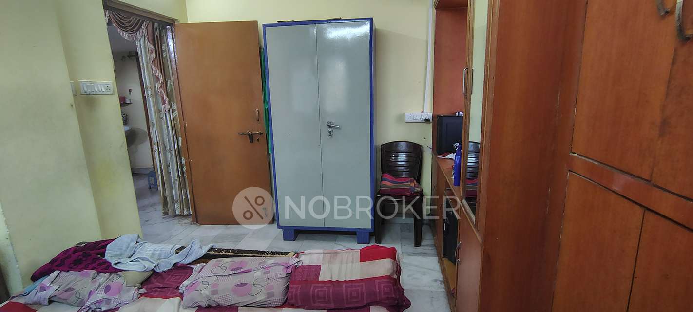 2 BHK Flat In Svr Urnula Apartment  For Sale  In Shivaji Nagar 