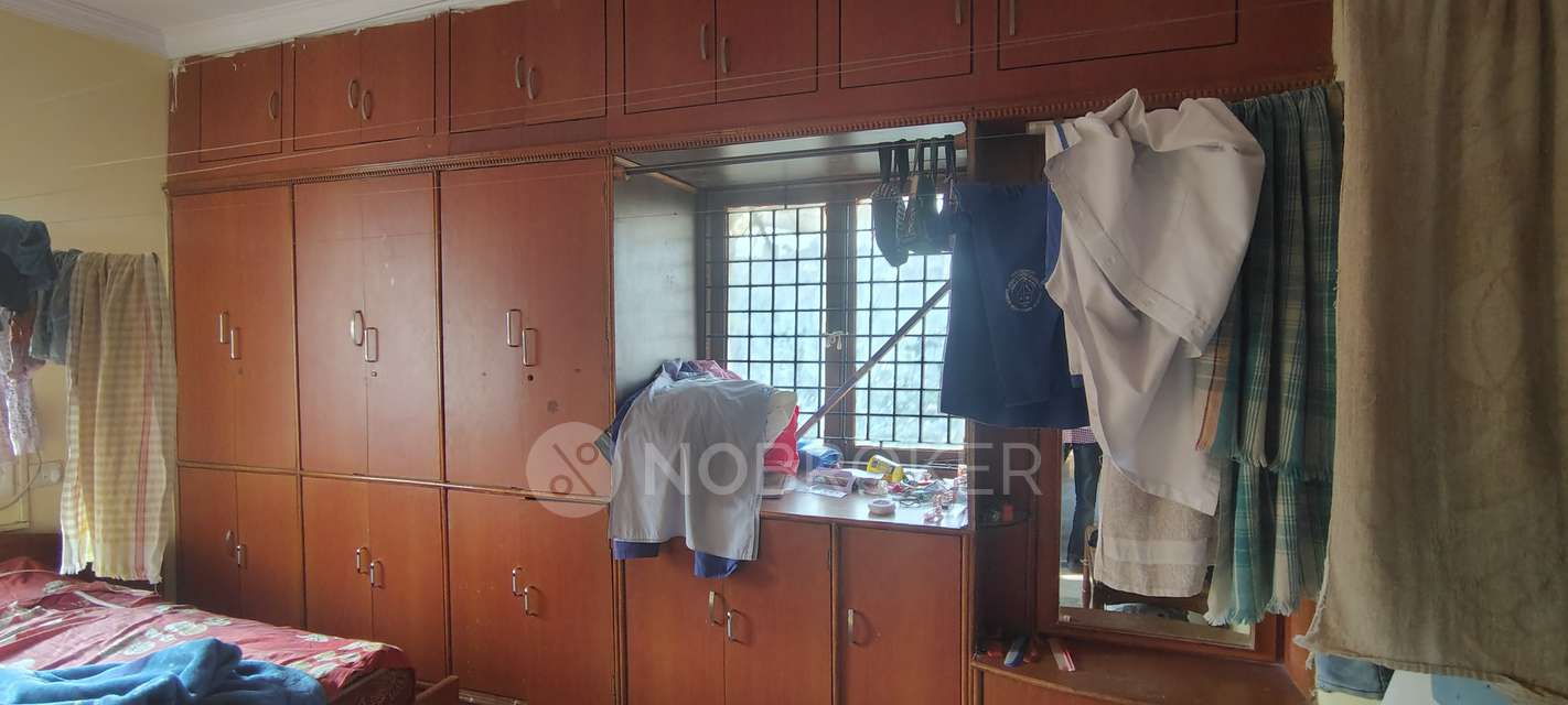 2 BHK Flat In Svr Urnula Apartment  For Sale  In Shivaji Nagar 