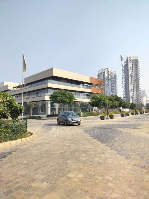 Shop in Sector 82, Gurgaon for sale 