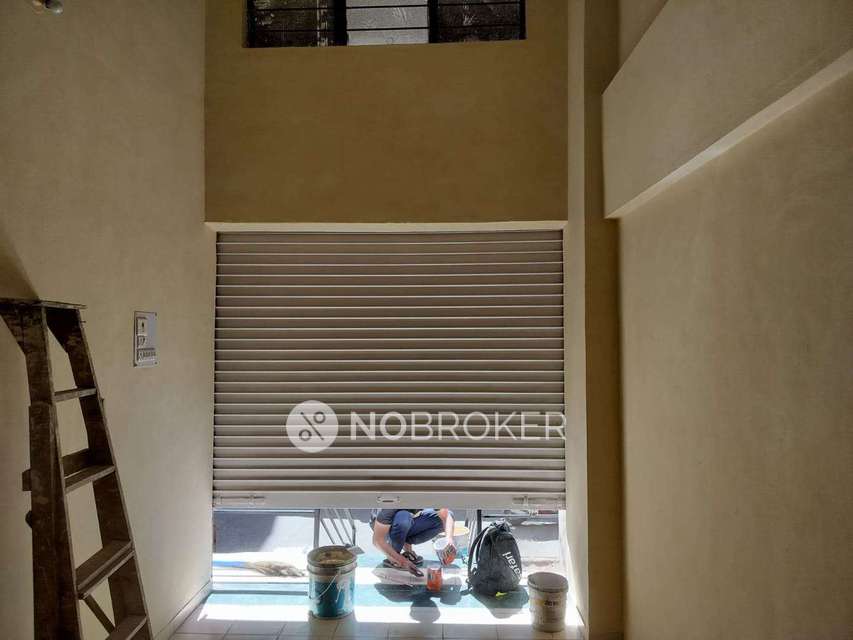 Shop in  Sadar Bazaar, Pune for sale 