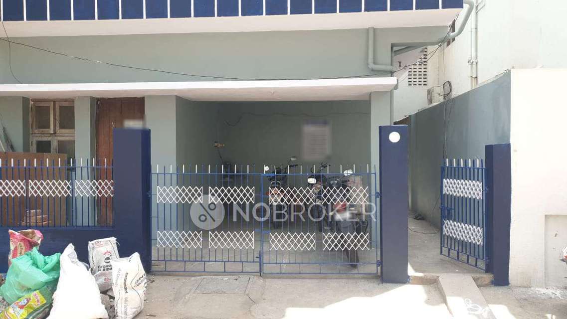 2 BHK Flat In Apartment For Sale  In Setharama Nagar