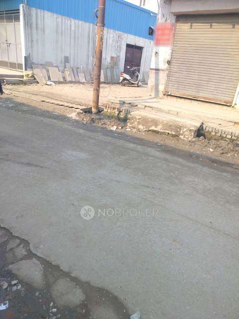 Shop in Sector 73, Noida for sale 