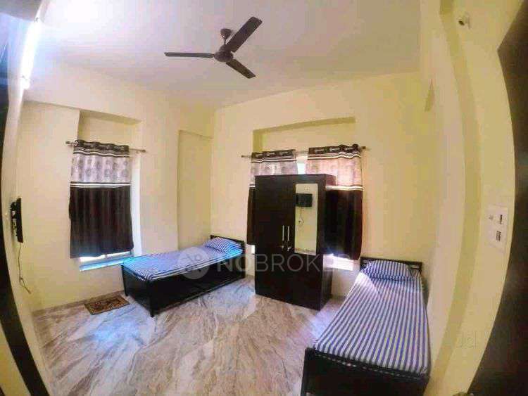 PG for Girls in Tulip Homebase