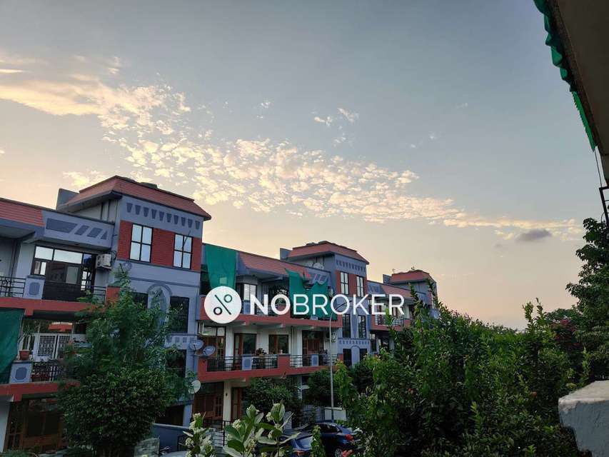 2 BHK Flat for Rent  In Shadipur