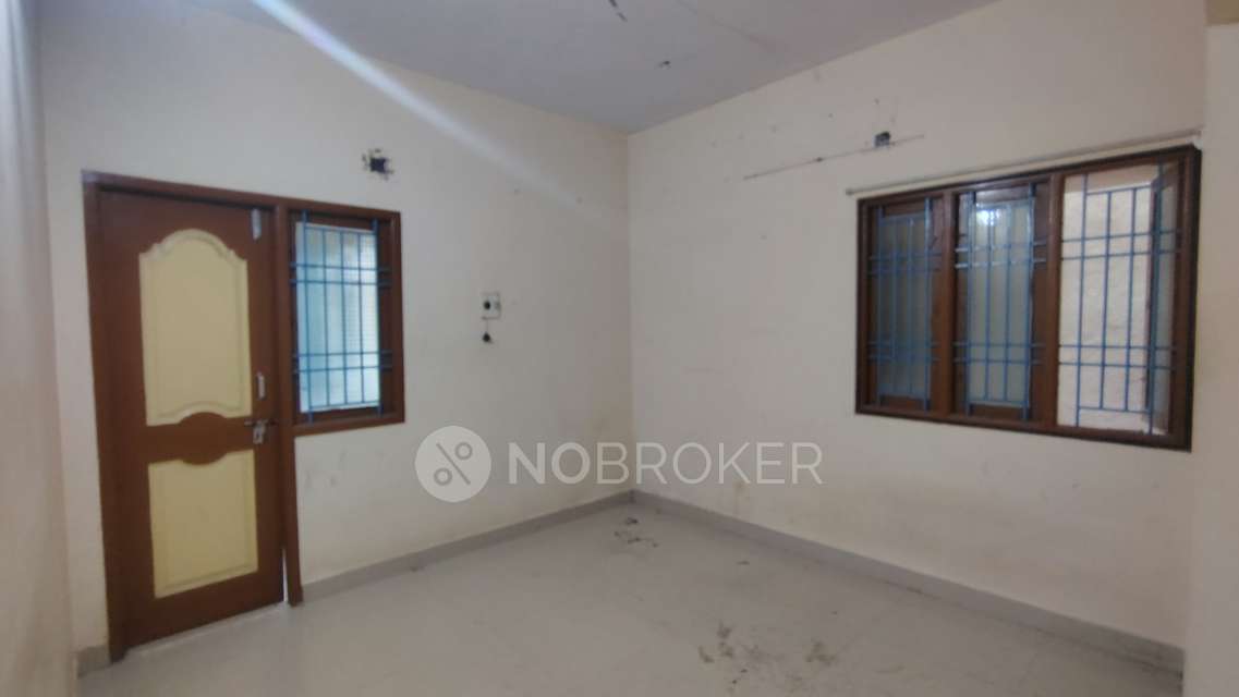 2 BHK Flat In Nandini Castle  For Sale  In Kg Pinnacle, Voc Street, Gandhi Nagar, Adambakkam