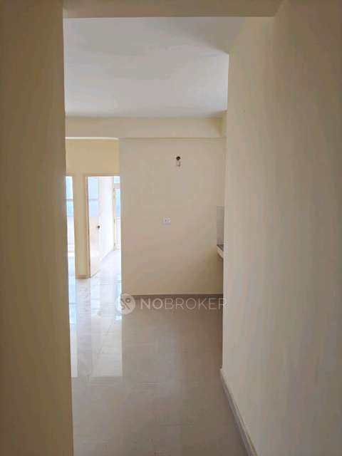 2 BHK Flat In Pyramid Elite For Sale  In Sector 86