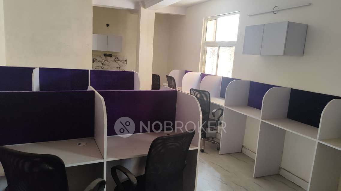 Office Space in Laxmi Nagar, Delhi for sale 