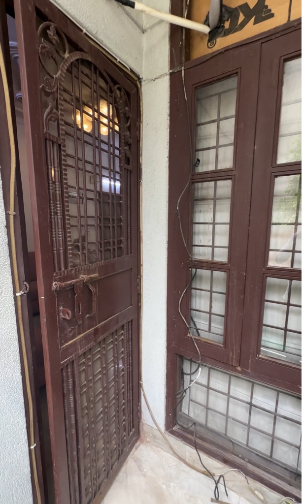 Ramprastha Alaknanda Apartment