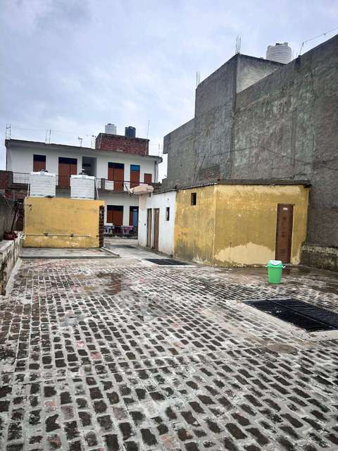 PG for Boys in Tugalpur