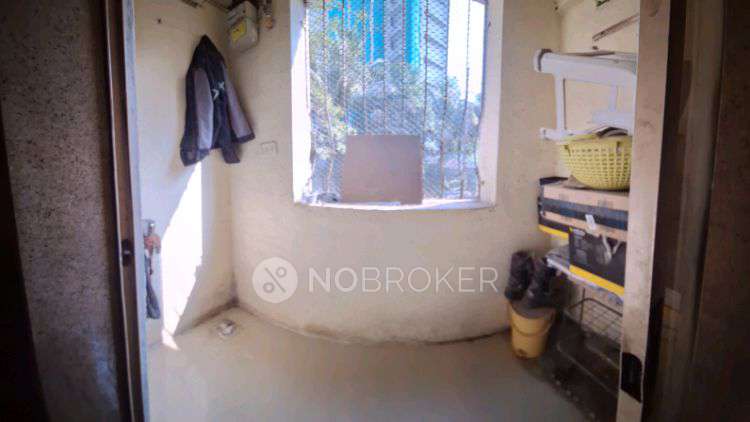 1 BHK Flat In Shree Krishna Garden  For Sale  In Shree Krishna Garden Bldg. No. 1 Chsl