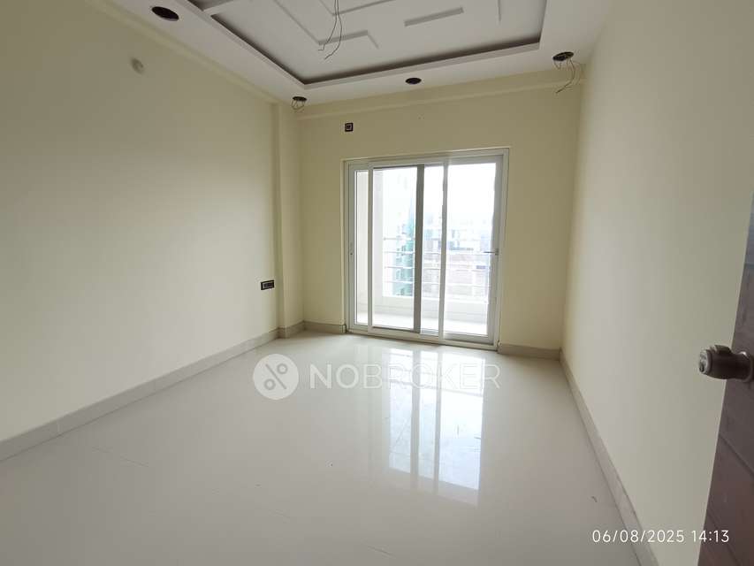 3 BHK Flat In Park Heights, For Sale  In Upperpally