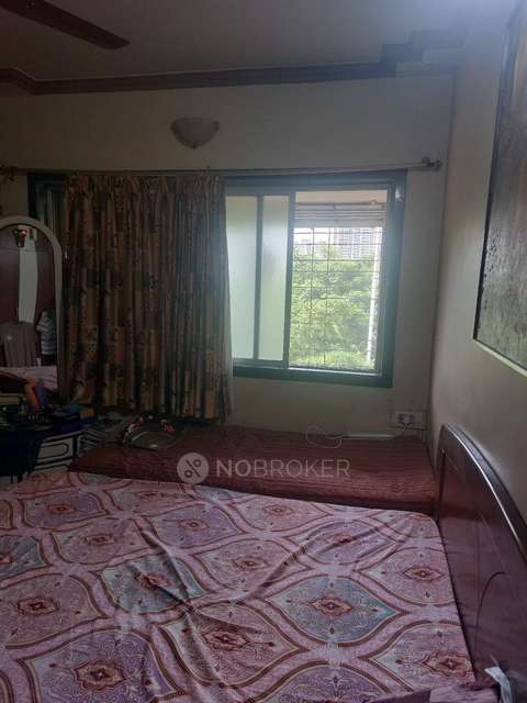 2 BHK Flat In Preetam Park Apartment, Kandivali East For Sale  In Thakur Complex Road