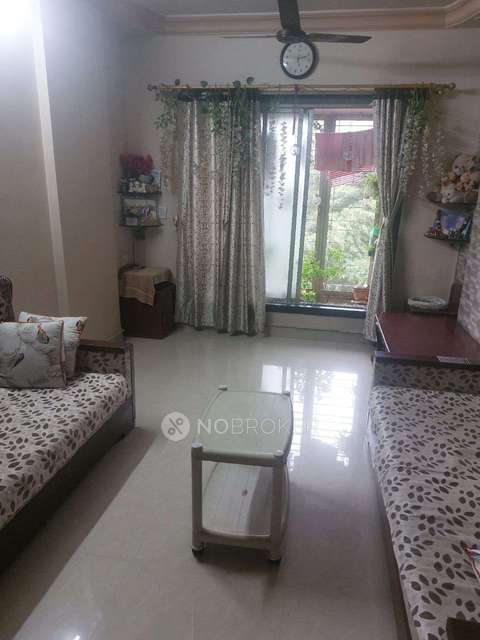 2 BHK Flat In Preetam Park Apartment, Kandivali East For Sale  In Thakur Complex Road