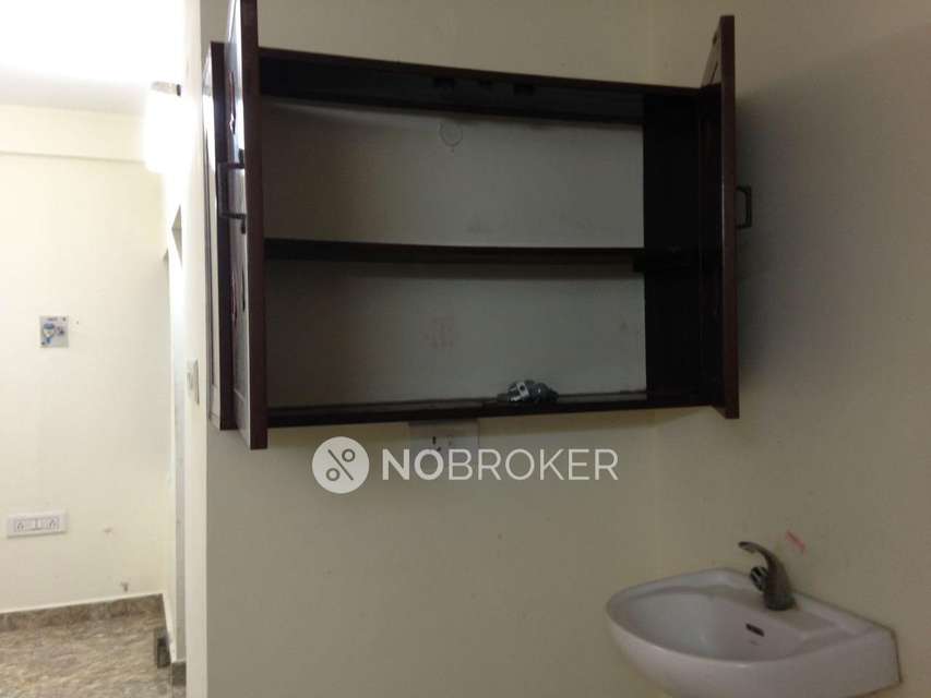 2 BHK Flat In Race View Apartment For Sale  In Velachery