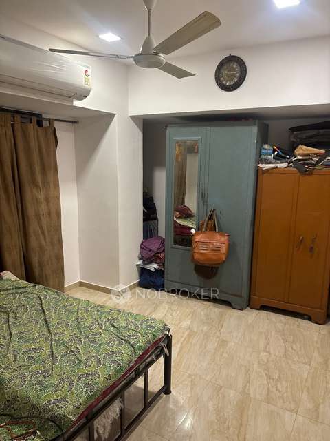 2 BHK Flat In Mohini Castle for Rent  In  Khar West
