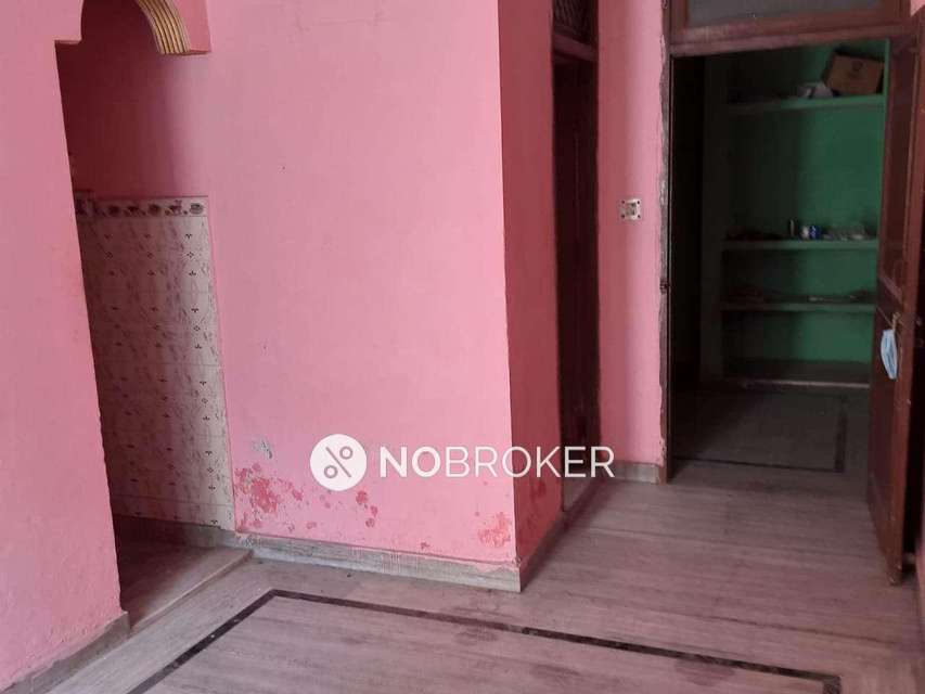 1 BHK Flat For Sale  In Janakpuri