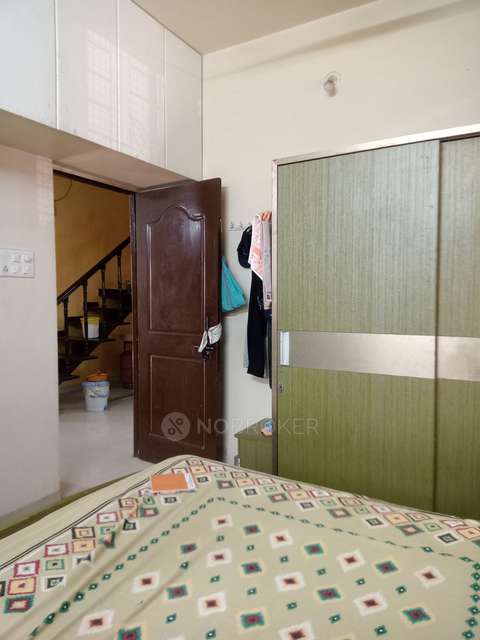 4 BHK Flat For Sale  In Shahu Colony Lane No. 11