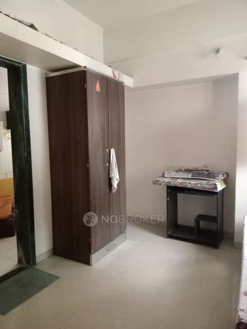 4 BHK Flat For Sale  In Shahu Colony Lane No. 11