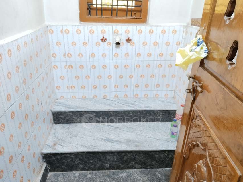 4+ BHK Flat For Sale  In Amberpet