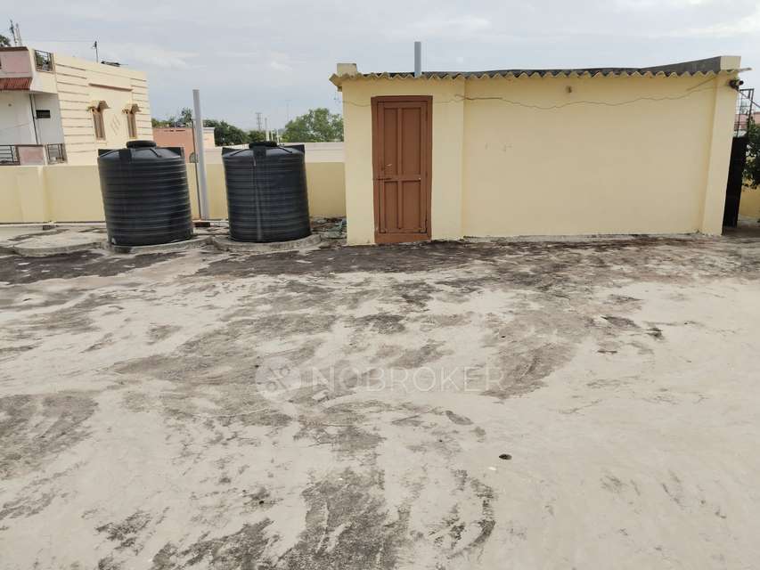 4+ BHK Flat For Sale  In Amberpet