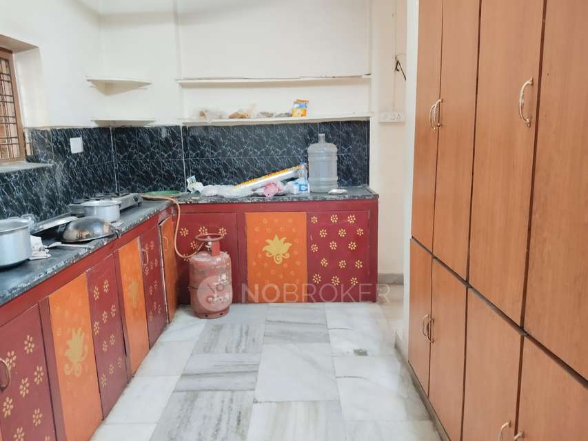 4+ BHK Flat For Sale  In Amberpet
