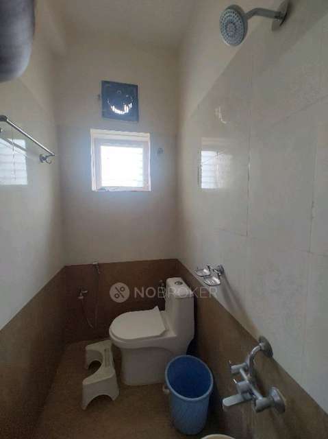 2 BHK Flat In Ruby For Sale  In Vengaivasal