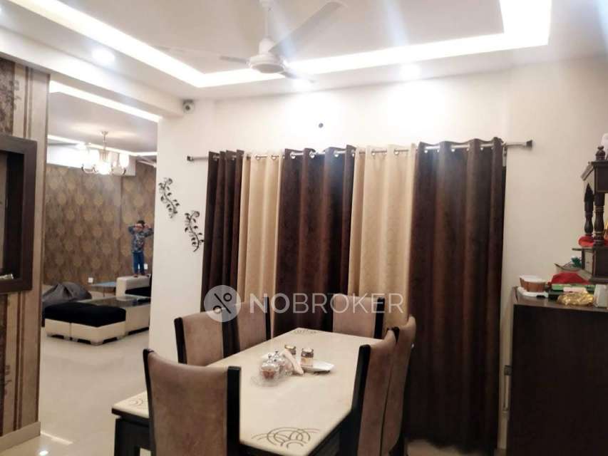 3 BHK Flat In Palm Grove Heights,   For Sale  In Sectir 52