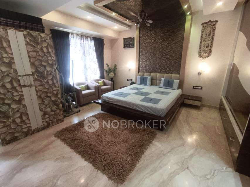 4+ BHK Villa In Saf Snowdrops For Sale  In Saf Snowdrops Apartment