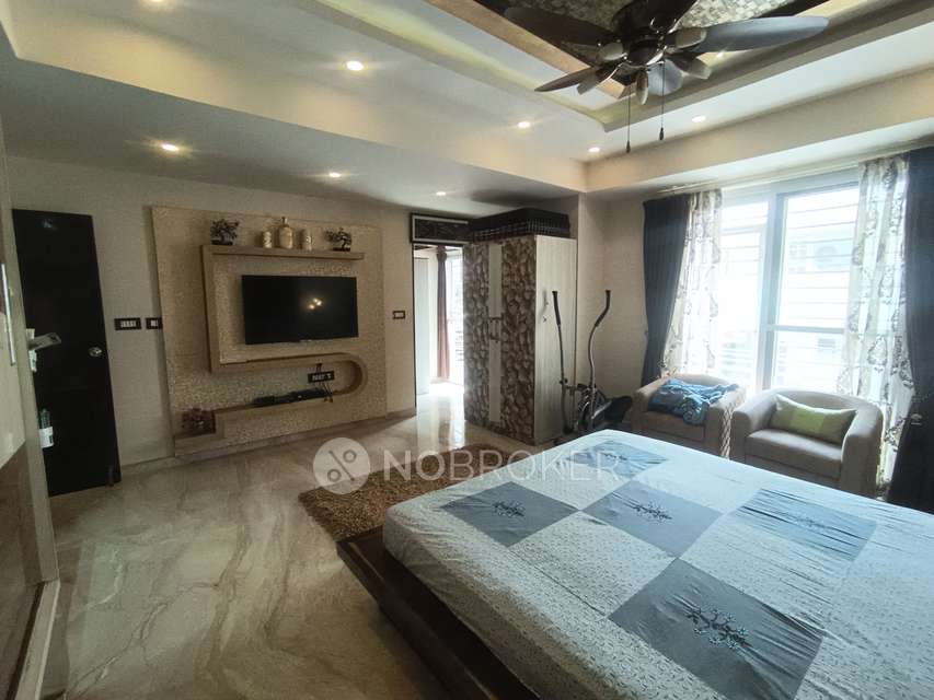 4+ BHK Villa In Saf Snowdrops For Sale  In Saf Snowdrops Apartment
