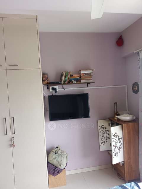 2 BHK Flat In Chandak Nishchay For Sale  In Dahisar East, Mumbai