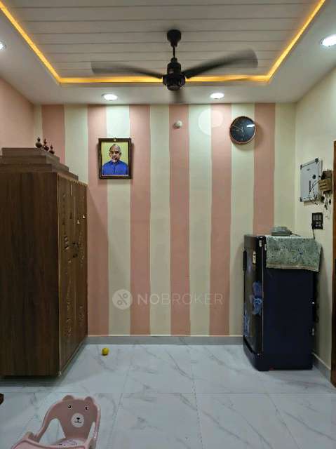 2 BHK Flat In Shashi Homes, Nanmangalam For Sale  In Nanmangalam