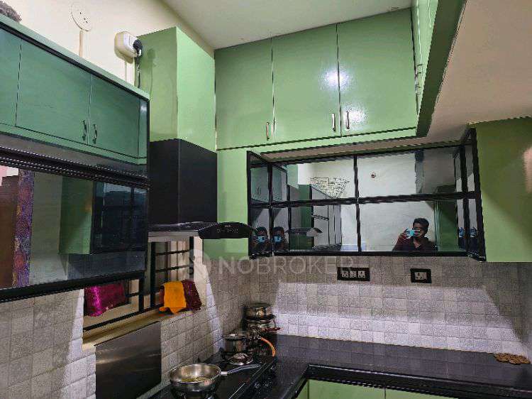 2 BHK Flat In Shashi Homes, Nanmangalam For Sale  In Nanmangalam