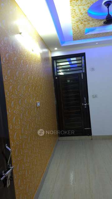 3 BHK Flat In Sarvodaya Appartments For Sale  In T-16, Solanki Rd