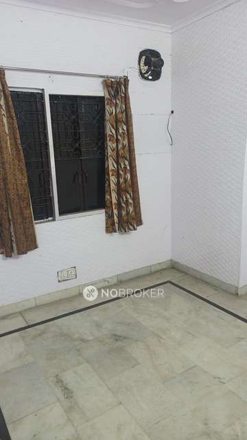 2 BHK Flat In Dda Lig Flat For Sale  In Pitampura