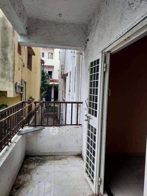 2 BHK Flat In Navratna Housing Society for Rent  In Lohegaon