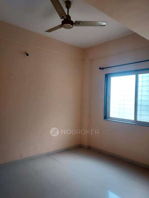 2 BHK Flat In Navratna Housing Society for Rent  In Lohegaon