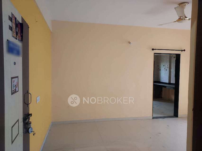 2 BHK Flat In Navratna Housing Society for Rent  In Lohegaon