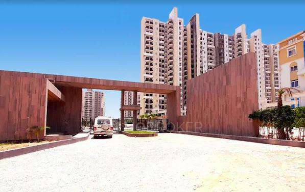 2 BHK Flat In Bptp Spacio For Sale  In Sector 37d