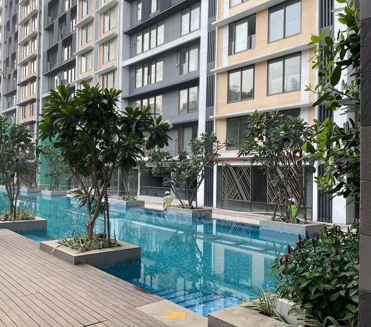 4 BHK Flat In Ten Bkc For Sale  In Bandra East