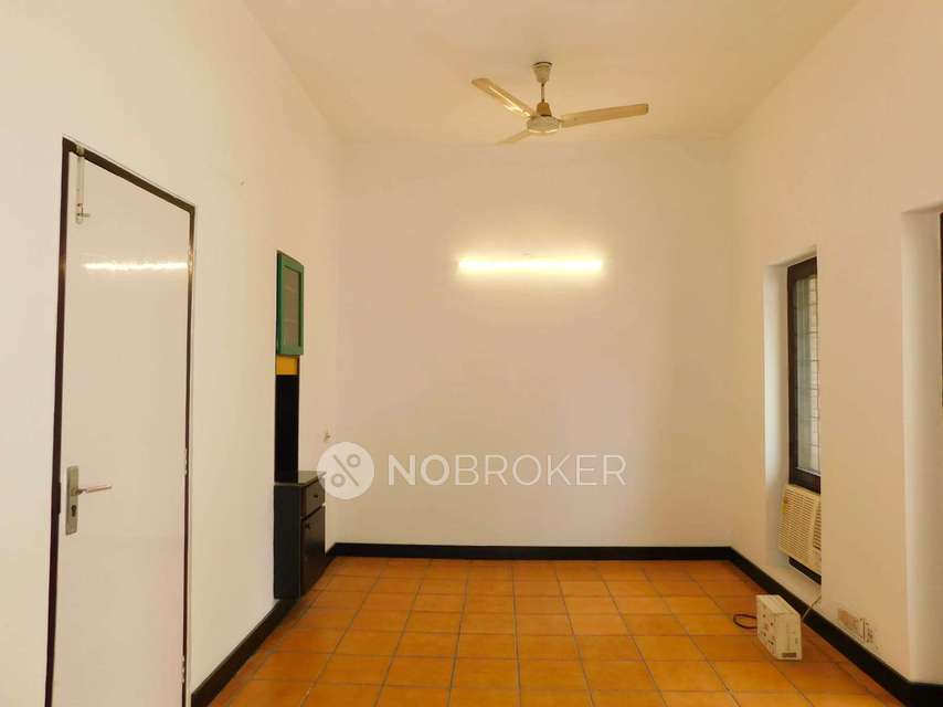 3 BHK Flat In Safdarjung Development Area For Sale  In Safdarjung Development Area