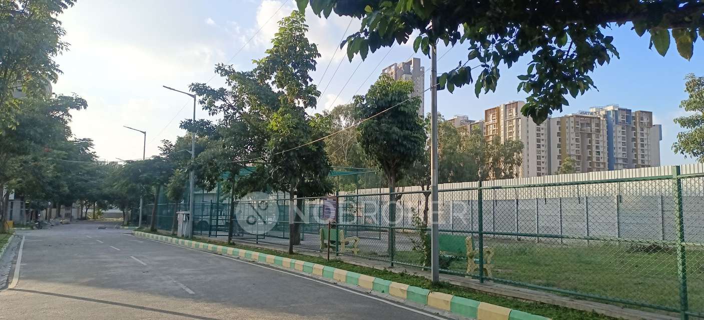 Plot For Sale  In Sizzle Meadows In Konadasapura