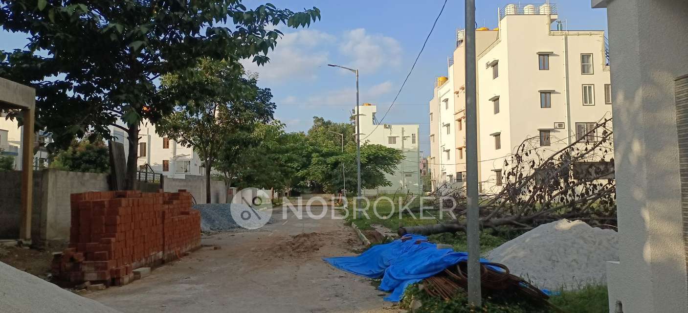 Plot For Sale  In Sizzle Meadows In Konadasapura