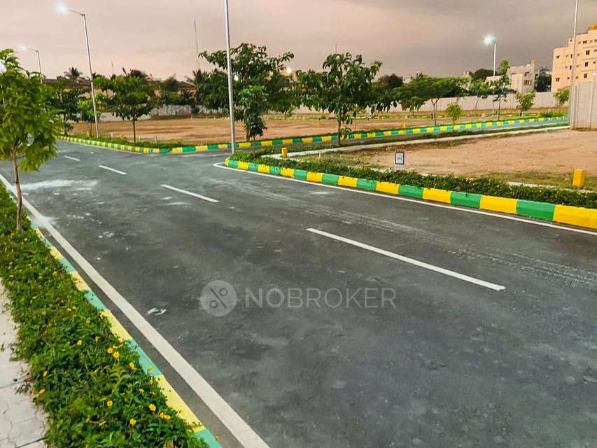 Plot For Sale  In Sizzle Meadows In Konadasapura