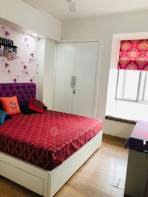 2 BHK Flat In Unitech Escape for Rent  In Sector 50