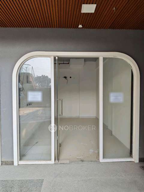 Retail  Property in Siddharth Vihar, Ghaziabad for Rent 
