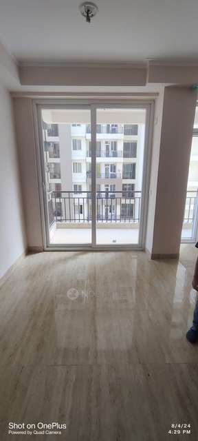 2 BHK Flat In Nbcc Kingswood Golf Homes For Sale  In Greater Noida West