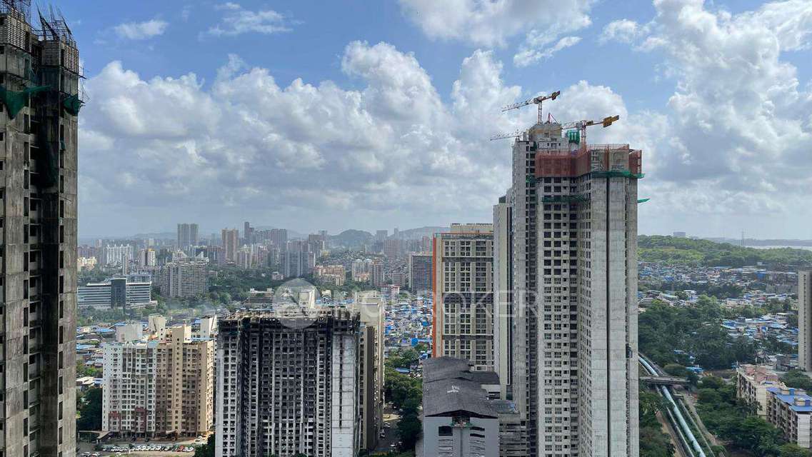 3 BHK Flat In Zircon For Sale  In Mulund West