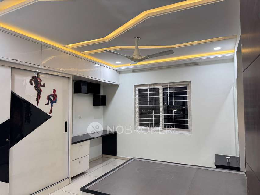 Shared Room for Female In 3 BHK  In Vishnu Vistara In Survey 1002, Pipula Rd, Vishnu Vistara, Plot No. 35, Vishnu Marg, Bhagyanagar Colony, Madhapur, Hyderabad, Telangana 500081, India
